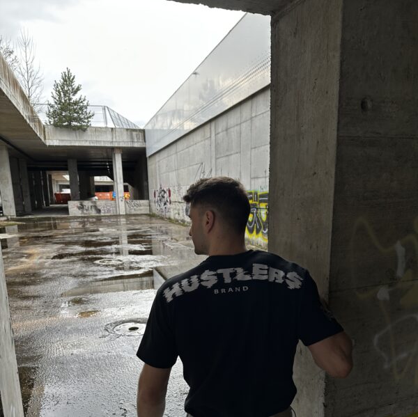 Oversized T-Shirt – HUSTLERS BACK